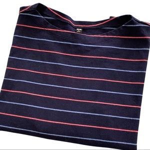 Uniqlo XL stripped long sleeve T-shirt